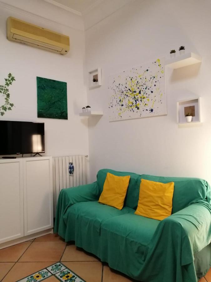 Apartment La Casa Di Tania A Naples