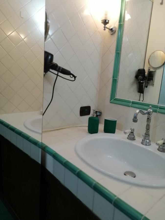 La Casa Di Tania A Apartment Naples